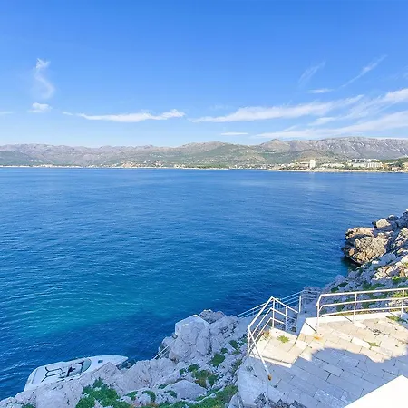 Villa Lighthouse Grebeni